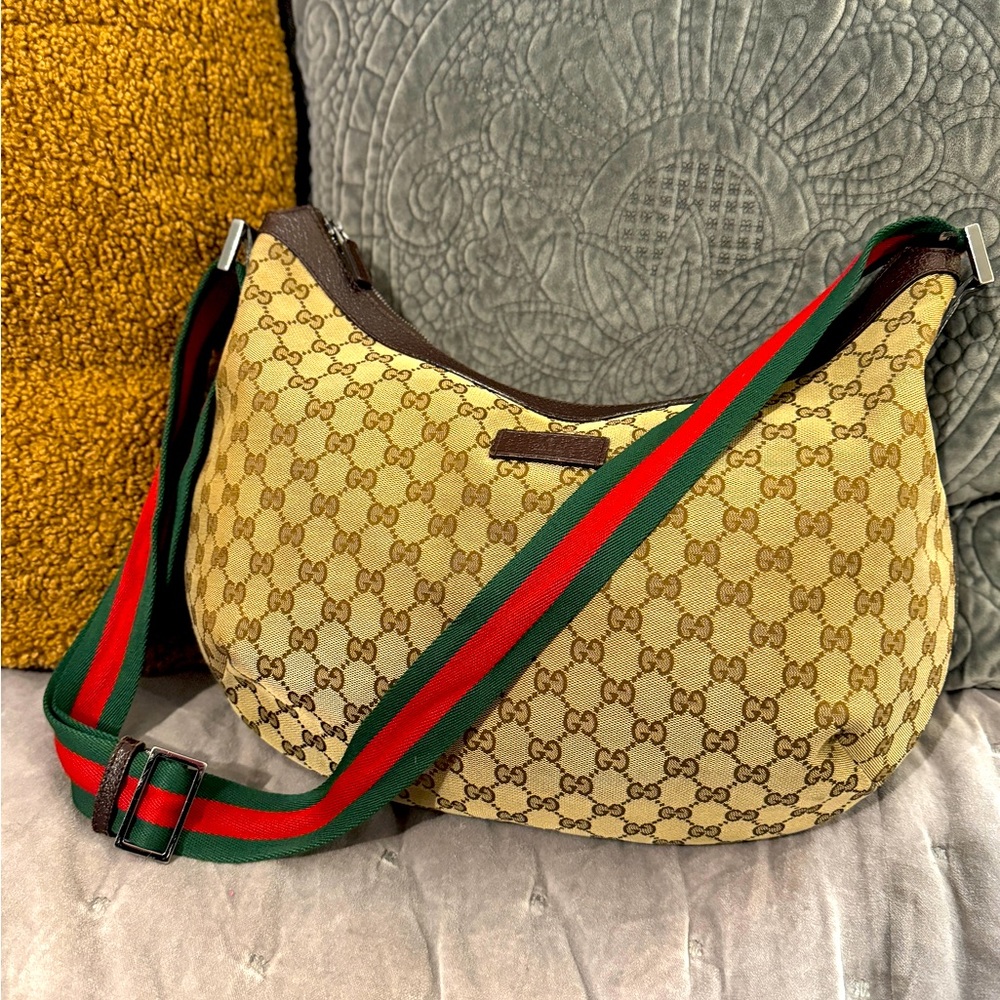 Gucci Crossbody bag